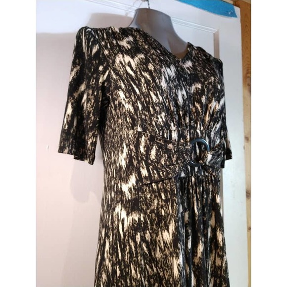 Nina Leonard Dress. Black and Cream Size Small with Abstract Design - Picture 3 of 7